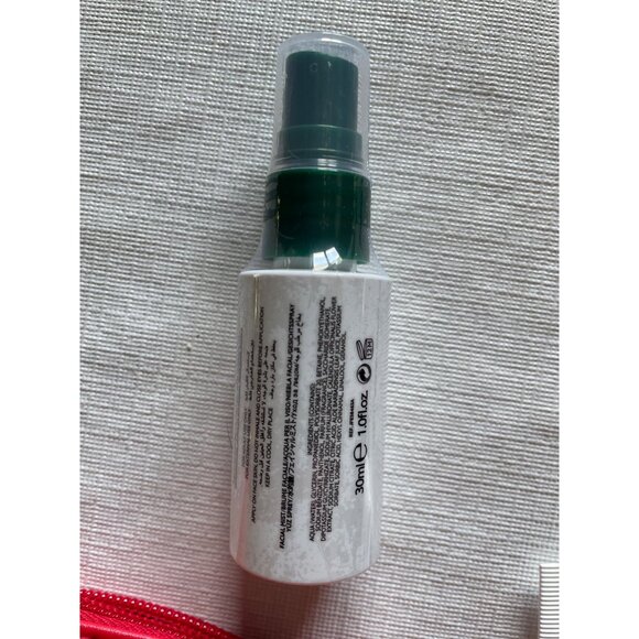 Ferragamo Red Travel Toiletry Bag With Facial Mist Lip Balm & Body Lotion Set - Picture 7 of 10